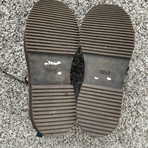 Teva Women's Purple Hiking Boots - Picture 11 of 14